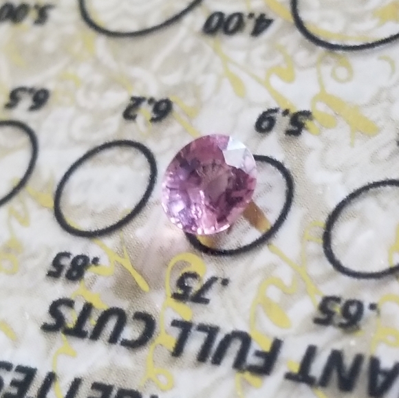 light violet purple pink  spinel under .50 carats - Picture 3 of 16